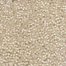 11/0 Seedbeads 250gm Buttercream Color Lined (577)