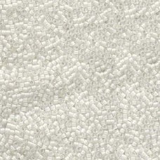 Delica 10/0 Lined White Ab 100gm Bg (DBM0066)