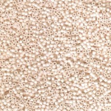 Delica Bead Matte Op Bisque White Ab 100 Gm Bg (DB1520)