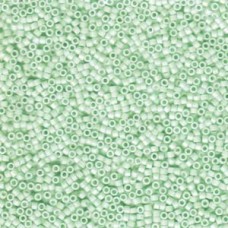 Delica Bead Matte Op Lt Mint Ab 100 Gm Bg (DB1526)