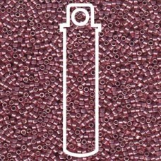 11/0 Delica Duracoat Glvn Dk Coral-7.2gm Tb (DB1839)