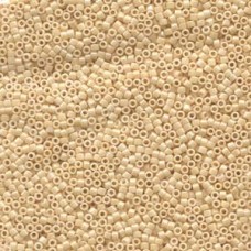 Delica 10/0 Ceylon Lt Beige 100 Gm Bag (DBM0204)