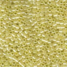 Delica Beads 8/0 Lined Crystal Pale Yellow Luster 100 Gram (DBL-0232) Delica Beads 8/0 Lined Crystal Pale Yellow Luster 100 Gram (DBL-0232)