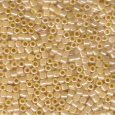 Delica Beads 8/0 Lined Crystal Yellow Luster 100 Gram (DBL-0233) Delica Beads 8/0 Lined Crystal Yellow Luster 100 Gram (DBL-0233)