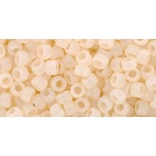 Круглый бисер ТОХО 8/0 Ceylon Frosted Lt Ivory (147F) - 250гр