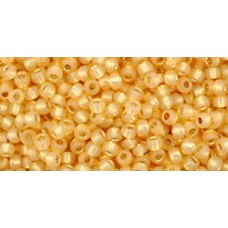 Японский круглый бисер TOHO Beads 11/0 Silver-Lined Milky Lt Topaz (2110)