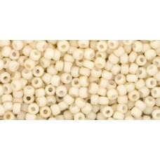 Круглый бисер ТОХО 11/0 Opaque-Pastel-Frosted Egg Shell (762) - 250гр
