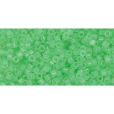 Бисер Трежерес ТОХО 11/0 Translucent Kiwi (1144) - 100гр