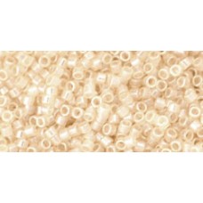 Трежерес ТОХО 11/0 Ceylon Lt Ivory (147) - 100гр Трежерес ТОХО 11/0 Ceylon Lt Ivory (147) - 100гр